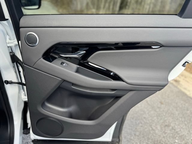 New 2026 Land Rover Range Rover Evoque S AWD/4WD image 15