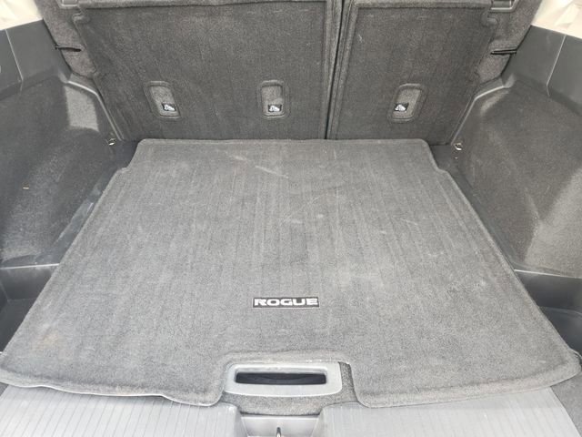 Used 2024 Nissan Rogue SV image 26