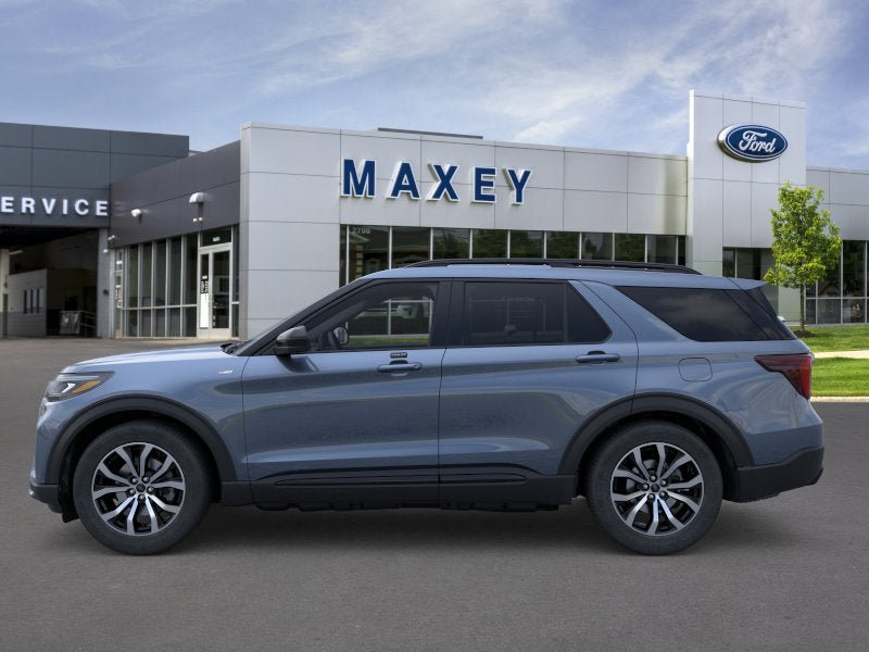 New 2026 Ford Explorer ST-Line AWD/4WD image 3