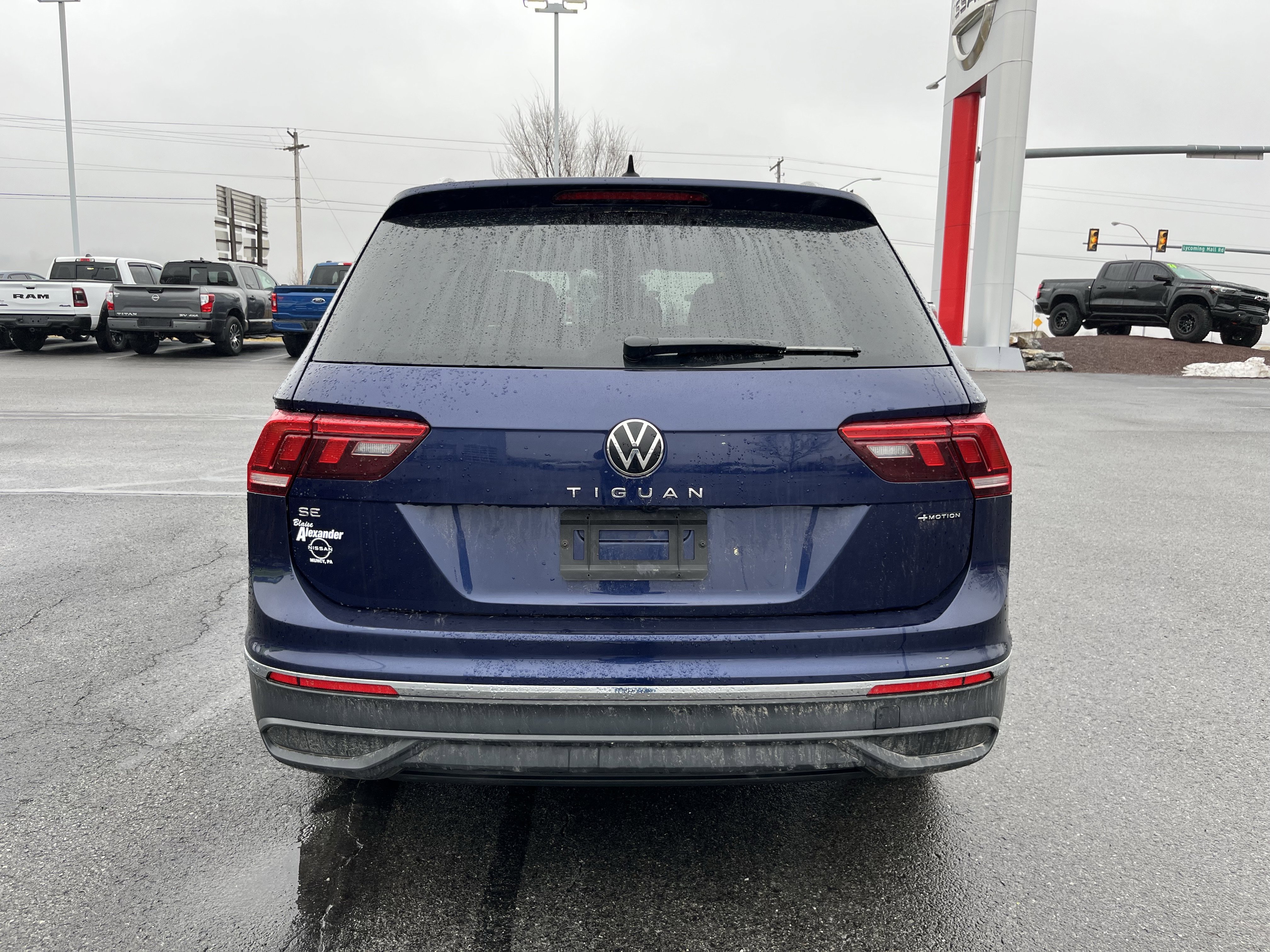 Used 2022 Volkswagen Tiguan SE AWD/4WD video 4