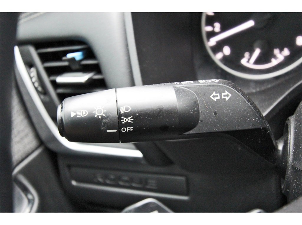 Certified 2023 Nissan Rogue S image 13