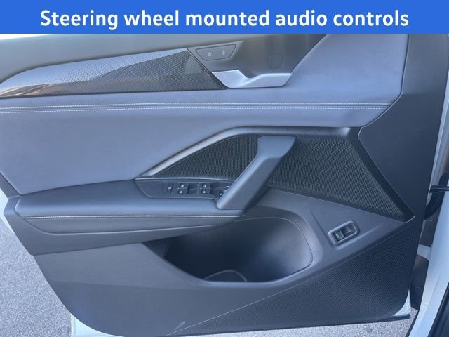 New 2026 Volkswagen Tiguan SE R-Line image 7