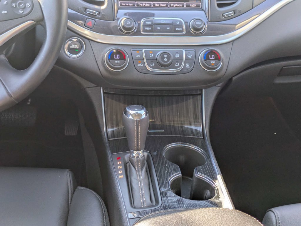 Used 2018 Chevrolet Impala LT FWD image 20