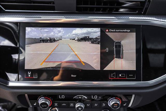 Certified 2025 Audi Q3 2.0T Premium Plus AWD/4WD image 17