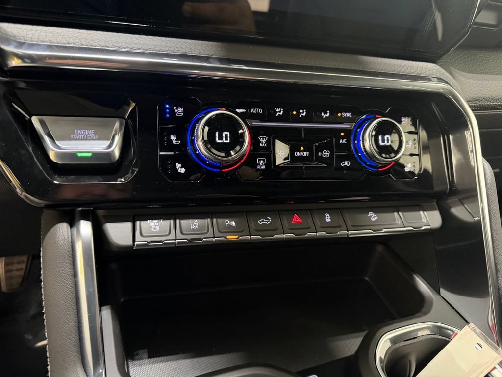 New 2026 GMC Sierra 2500 Denali w/ Denali Reserve Package AWD/4WD image 21
