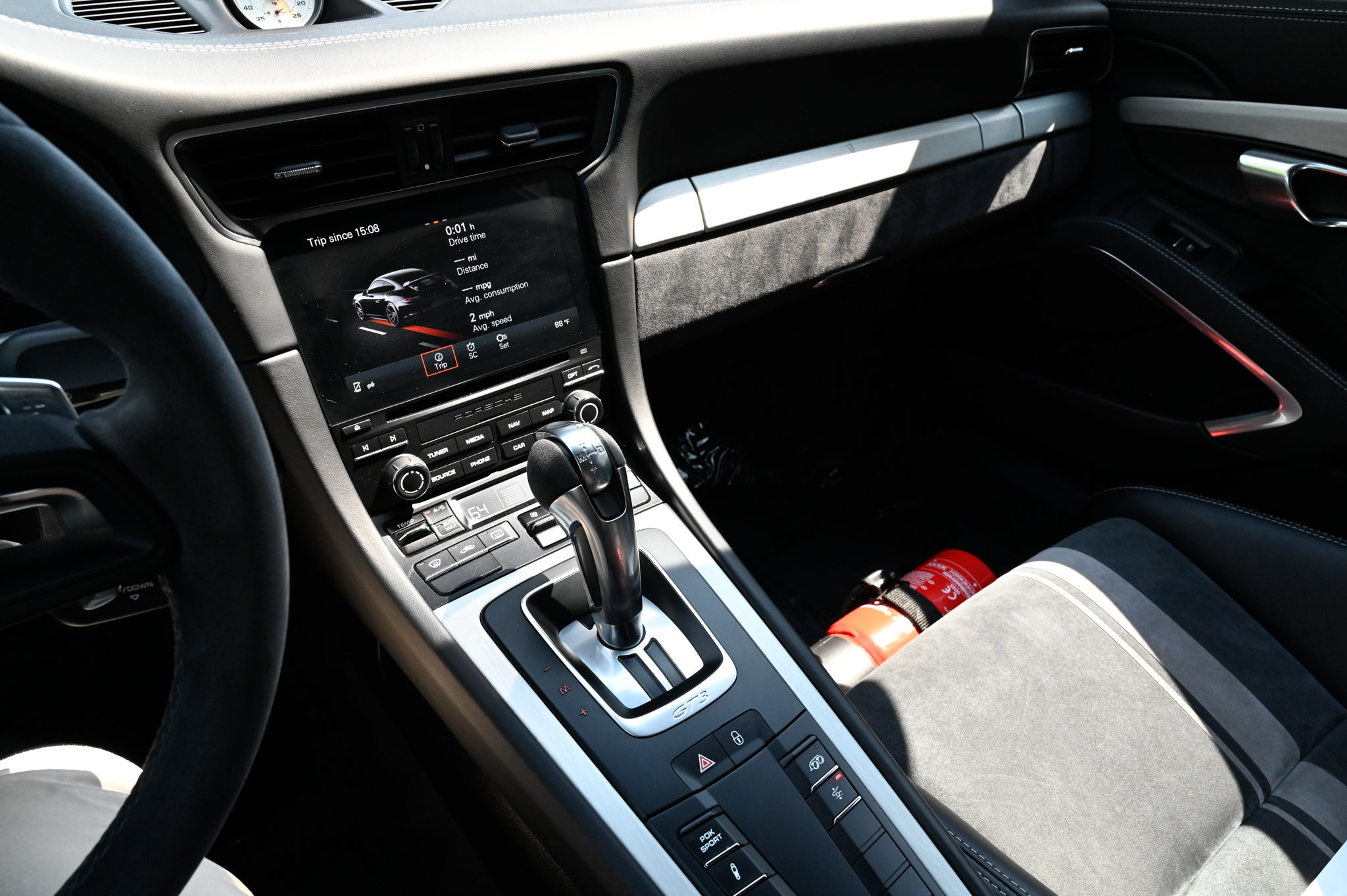 Used 2018 Porsche 911 GT3 RWD image 27