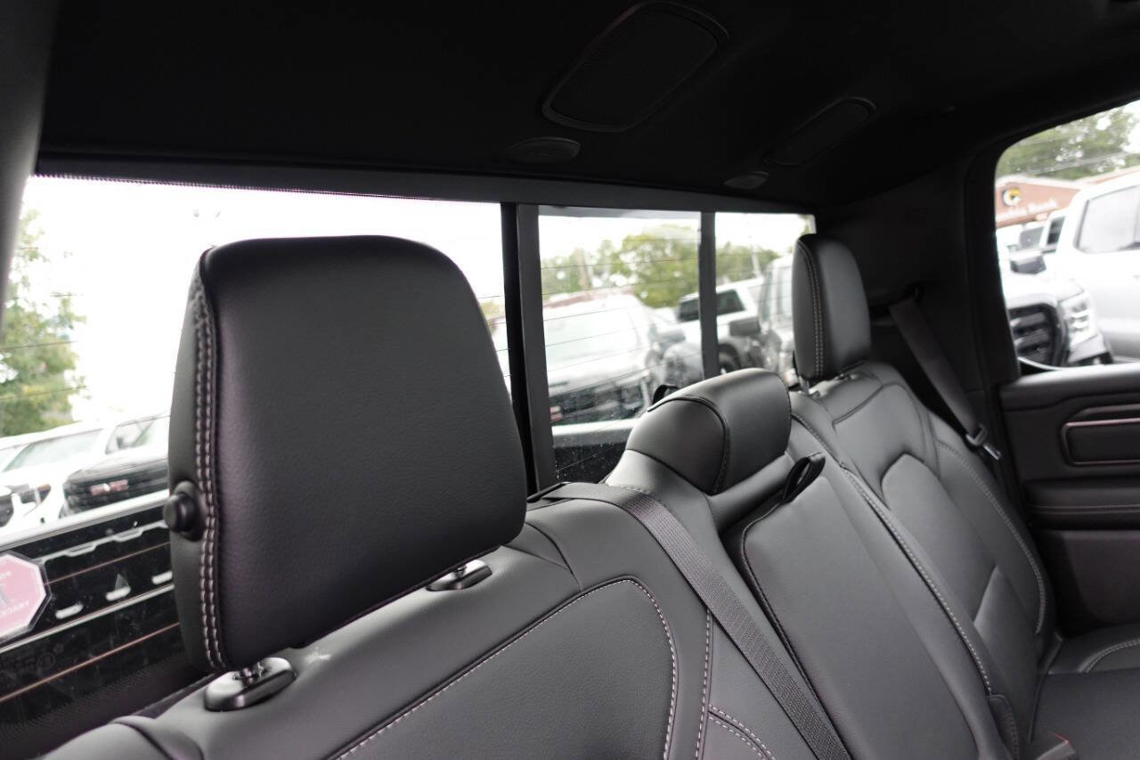 Used 2025 RAM 1500 Sport w/ Sport Level 1 Equipment Group AWD/4WD image 38