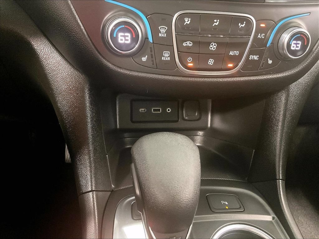 Used 2023 Chevrolet Equinox LT AWD/4WD image 26