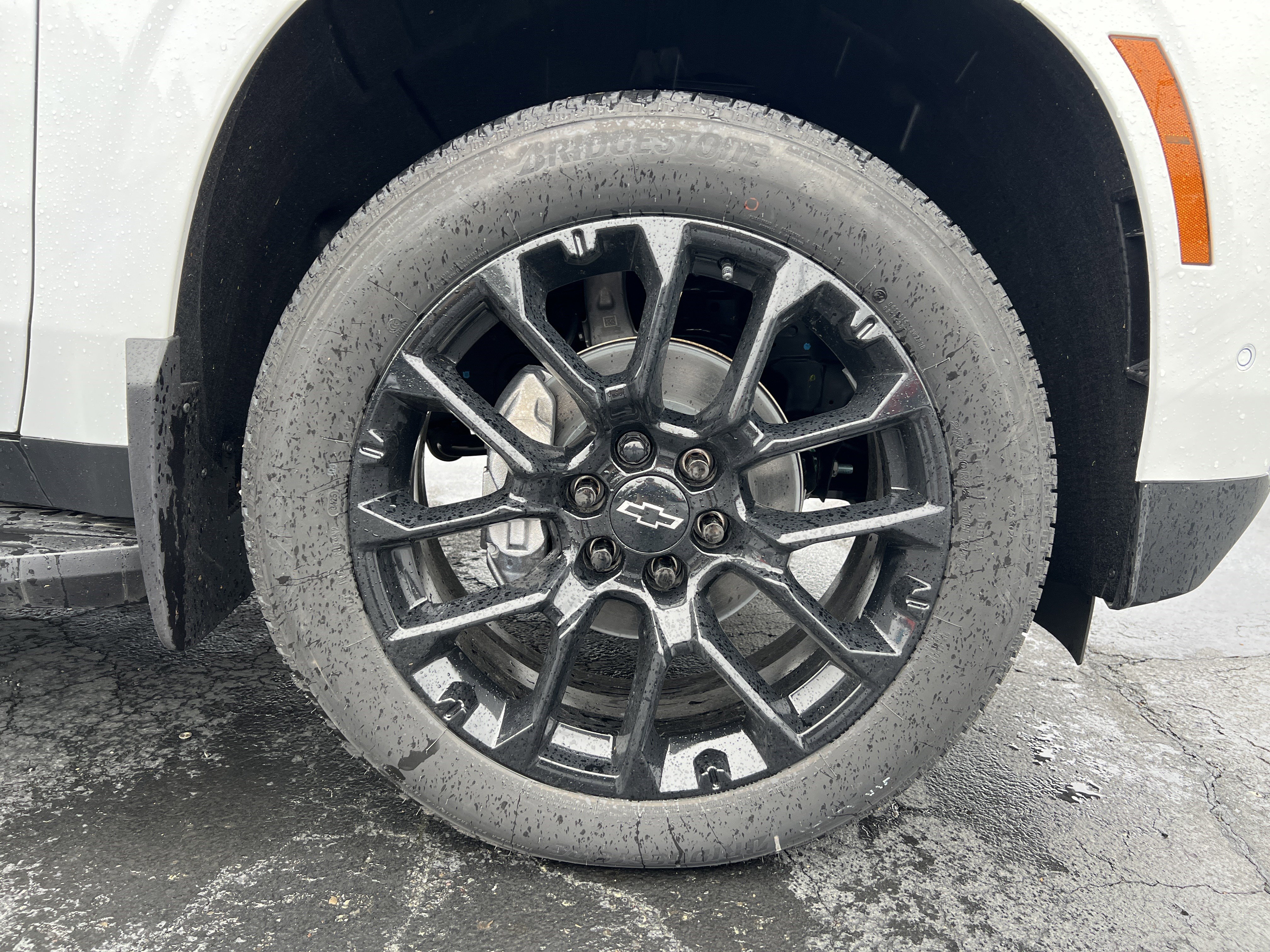 New 2026 Chevrolet Suburban LT w/ Comfort Package AWD/4WD image 9