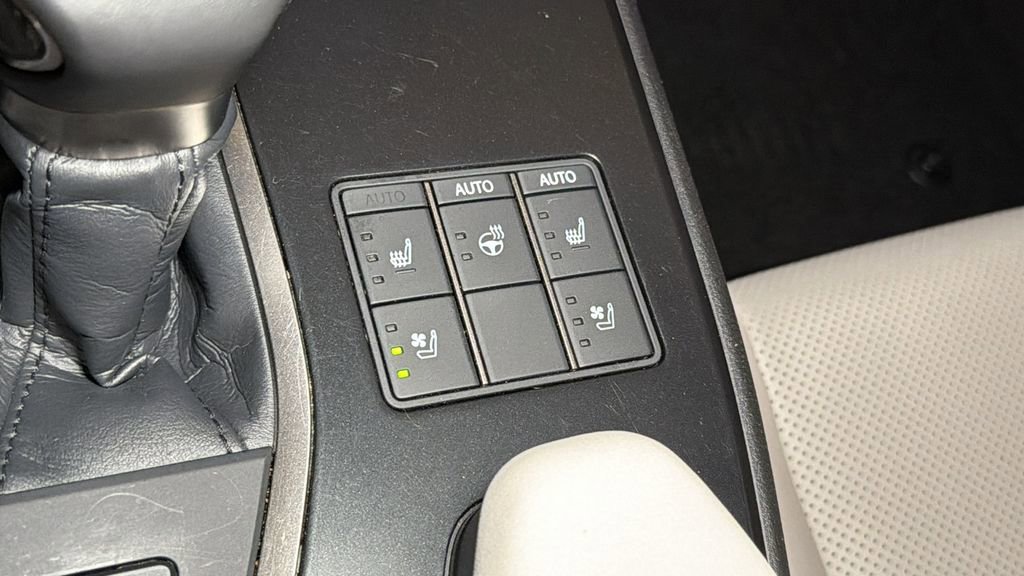 Certified 2023 Lexus UX 250h AWD w/ Premium Package image 31