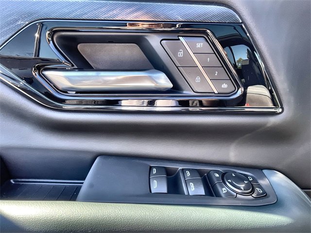 New 2026 GMC Yukon AT4 image 24