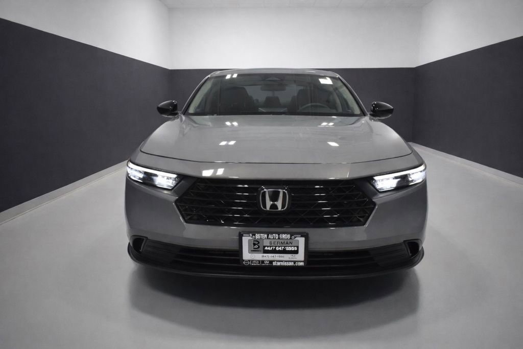 Used 2025 Honda Accord SE image 6