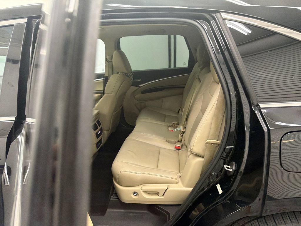 Used 2017 Acura MDX FWD image 23
