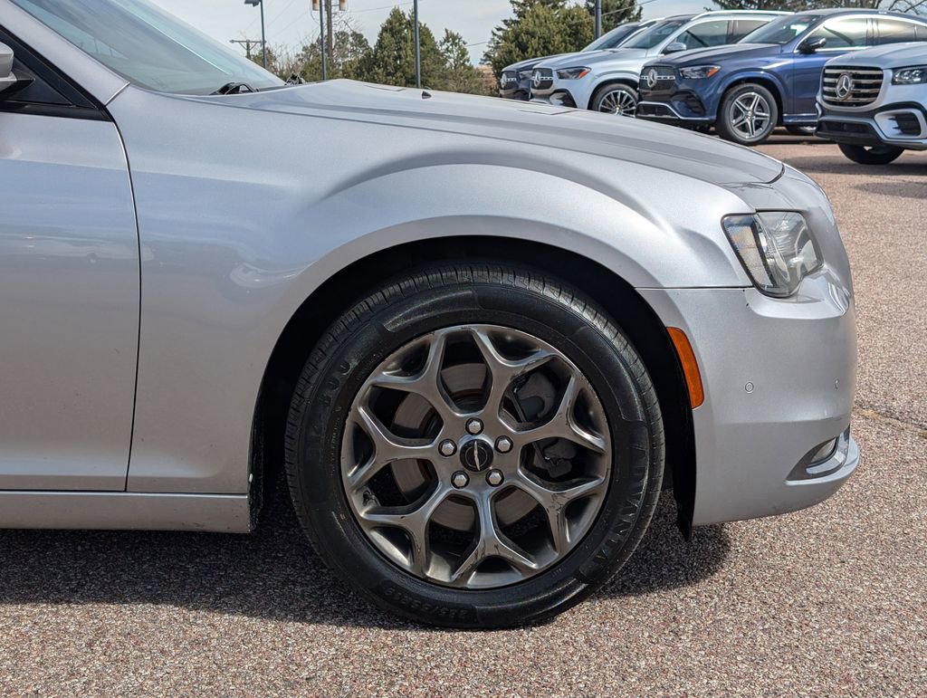 Used 2016 Chrysler 300 S w/ 300S Premium Group image 9
