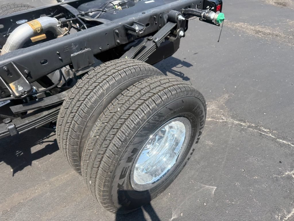 New 2026 RAM 3500 Tradesman w/ Chrome Appearance Group A AWD/4WD image 34