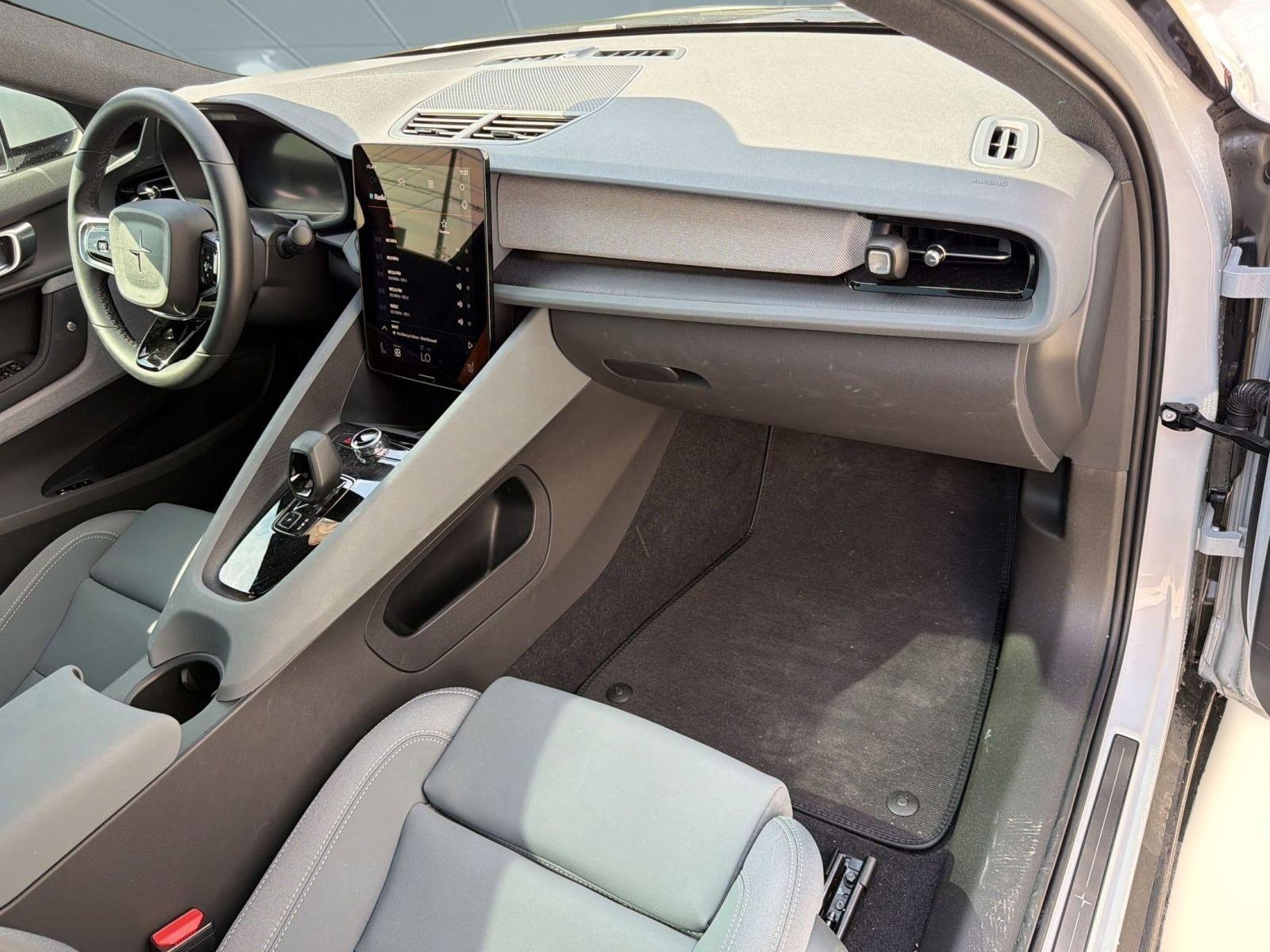 Used 2023 Polestar Polestar 2 w/ Pilot Pack image 30