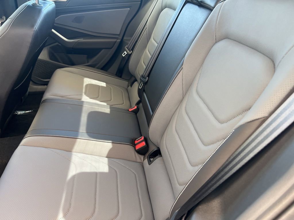 New 2025 Volkswagen Jetta SEL image 25