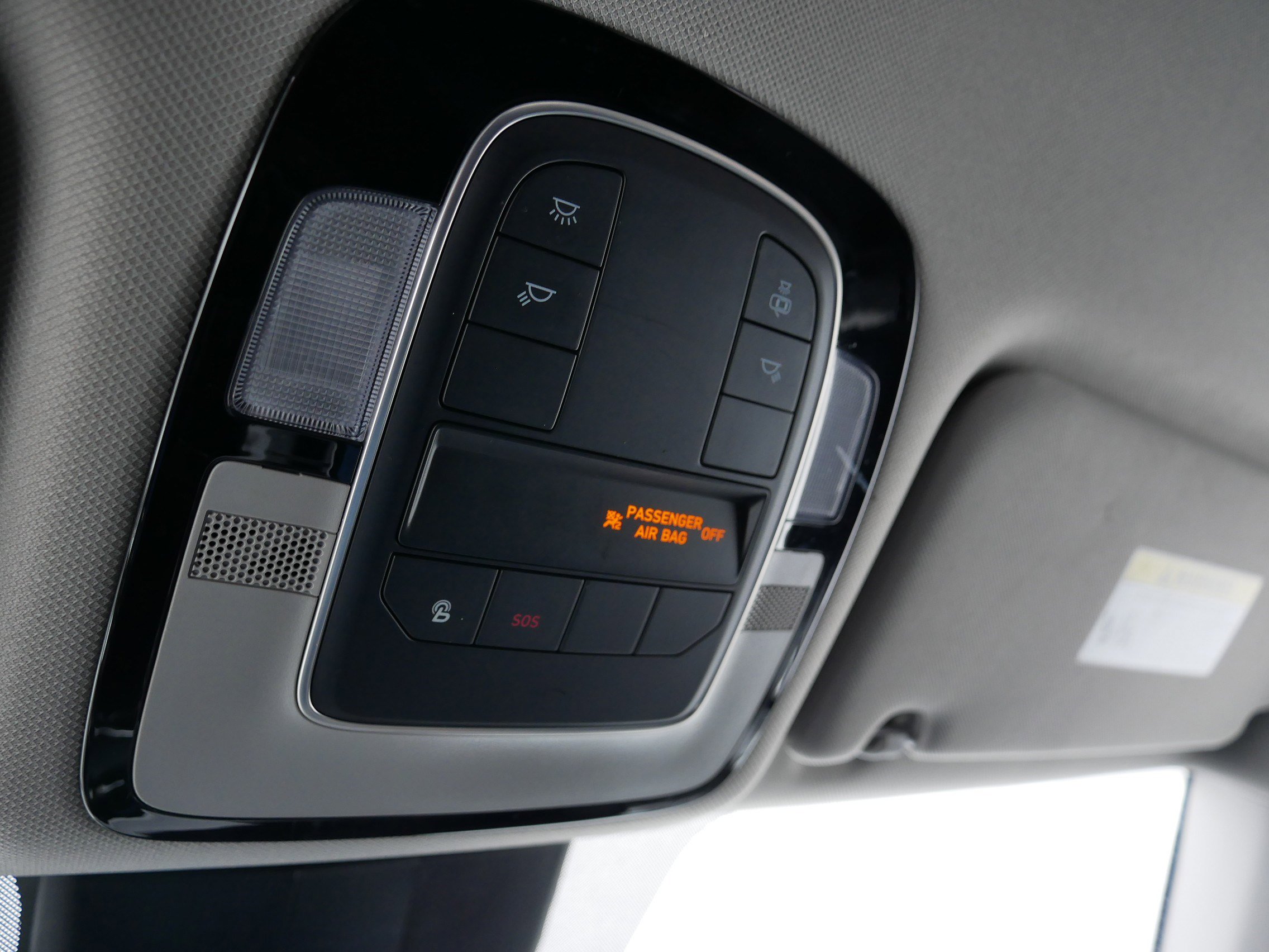 Certified 2022 Hyundai Santa Fe SEL w/ Convenience Package image 32