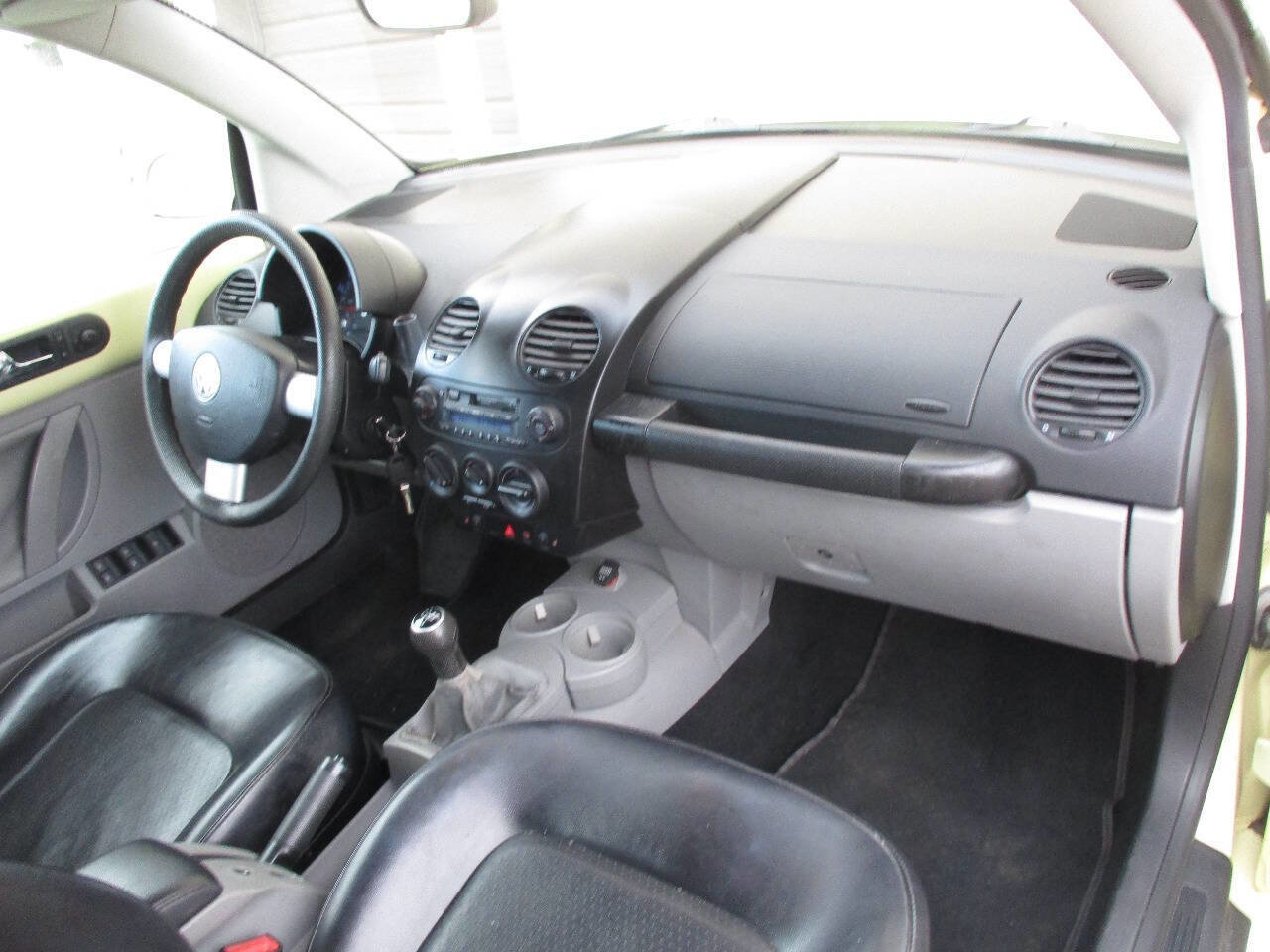 Used 2003 Volkswagen Beetle GLS image 59