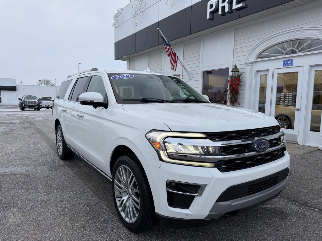 Used 2023 Ford Expedition Max Limited image 3