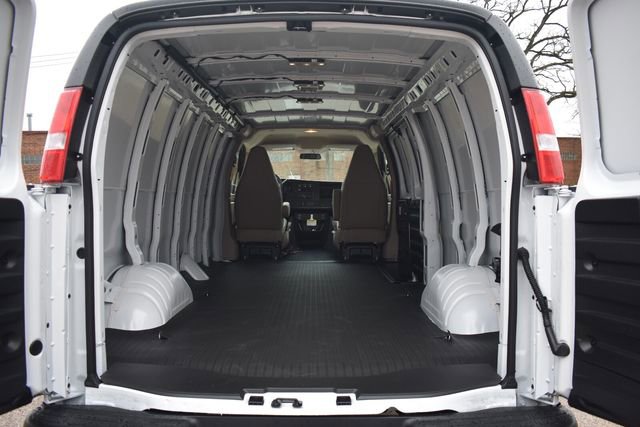 New 2025 Chevrolet Express 2500 Extended image 16