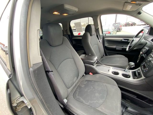 Used 2007 Saturn Outlook XE w/ Advanced Audio Pkg image 14