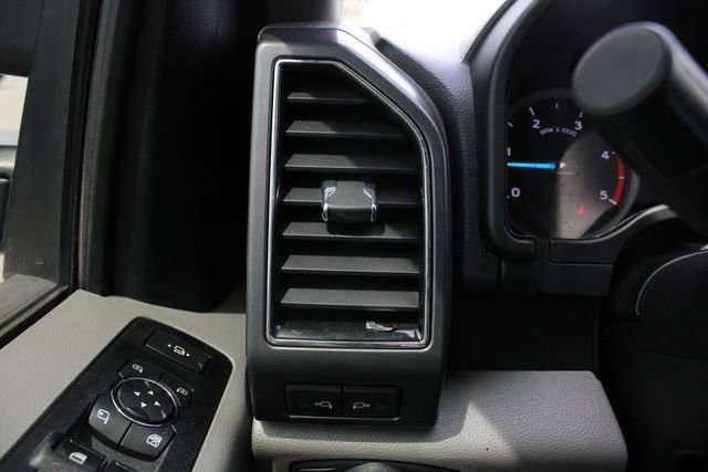 Used 2021 Ford F250 XLT w/ XLT Premium Package AWD/4WD image 7