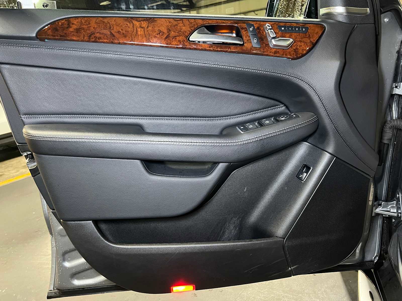 Used 2016 Mercedes-Benz GLE 400 4MATIC image 22