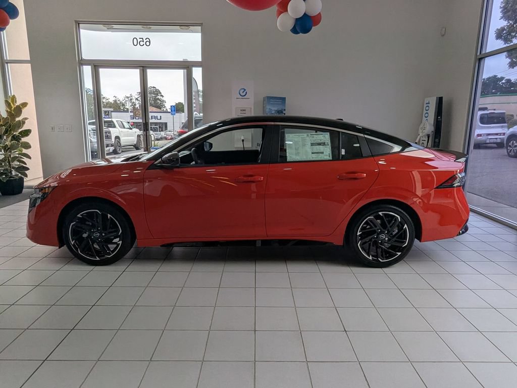 New 2026 Nissan Sentra SR w/ SR Premium Package FWD image 5