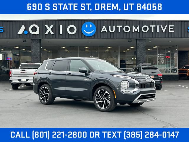 Used 2025 Mitsubishi Outlander SE