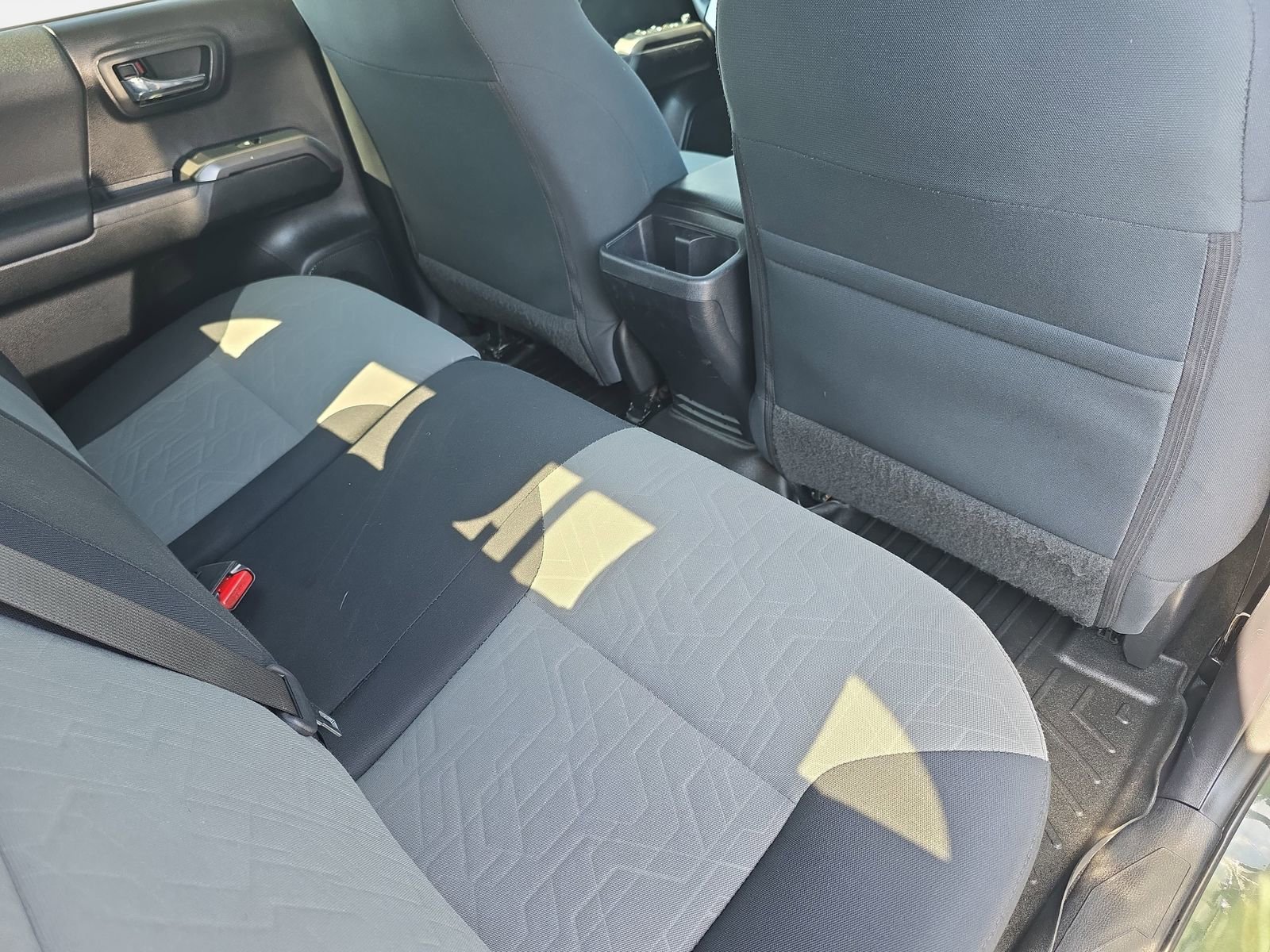 Used 2021 Toyota Tacoma TRD Off-Road image 11