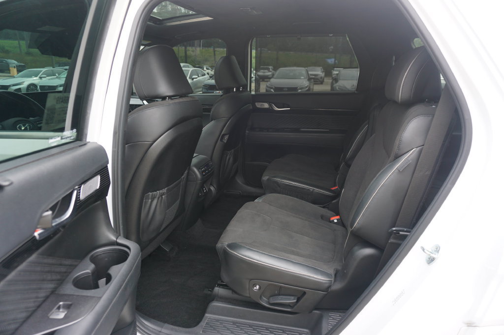 Used 2024 Hyundai Palisade Calligraphy AWD/4WD image 15