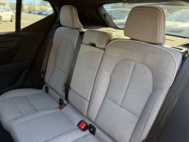 Certified 2023 Volvo XC40 Recharge Ultimate w/ Protection Package Premier image 29