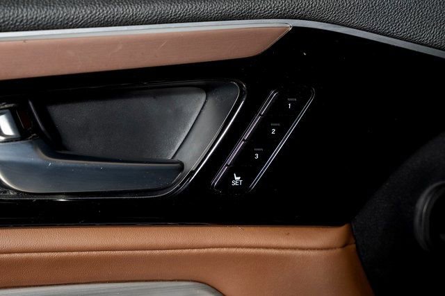 Used 2023 Acura MDX SH-AWD w/ Technology Package image 51