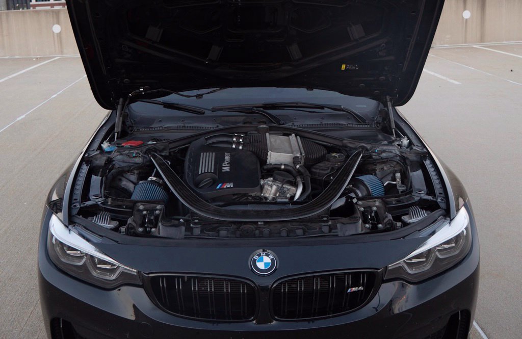 Used 2020 BMW M4 Coupe w/ Competition Package RWD image 14