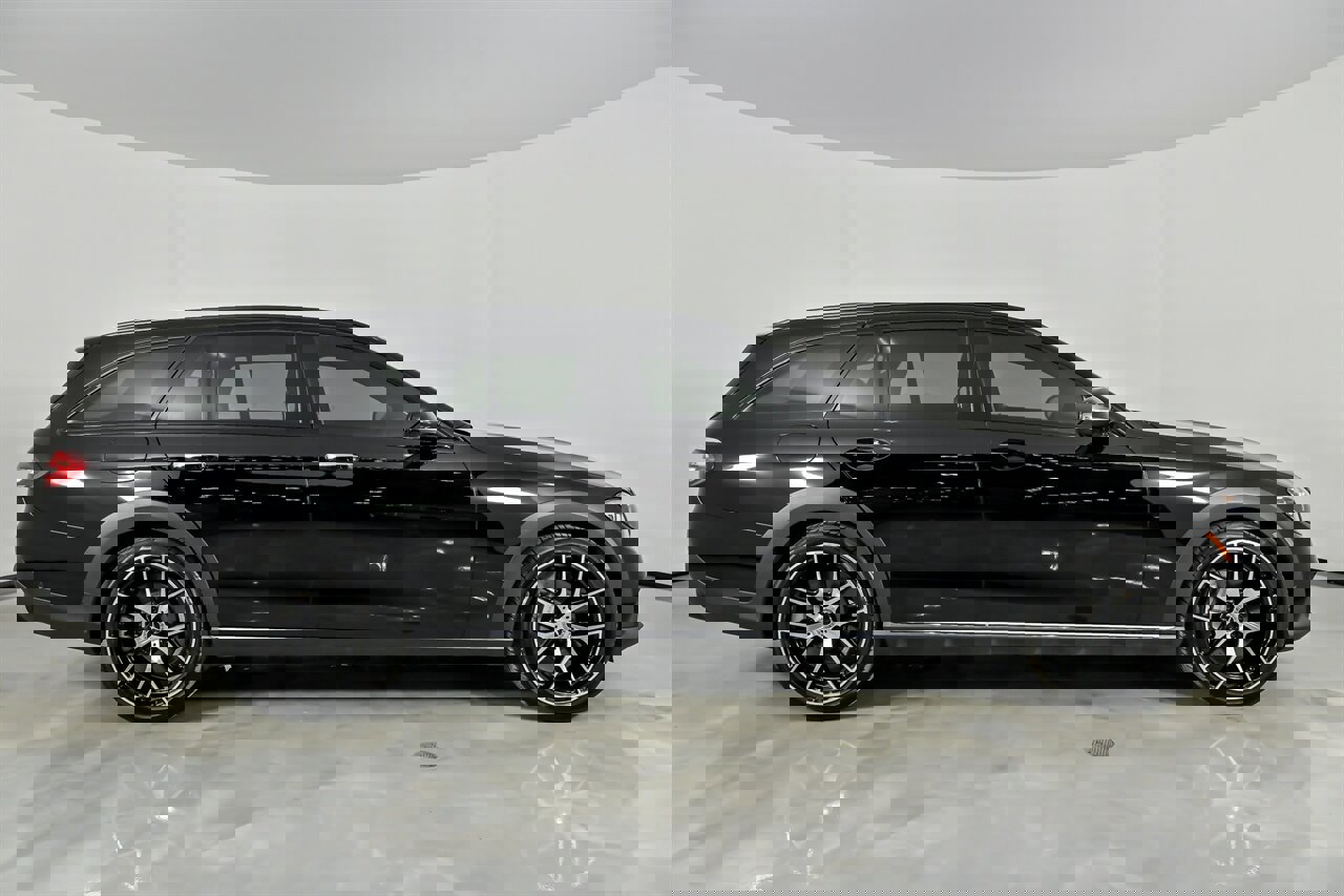 Used 2022 Mercedes-Benz E 450 4MATIC All-Terrain Wagon image 14