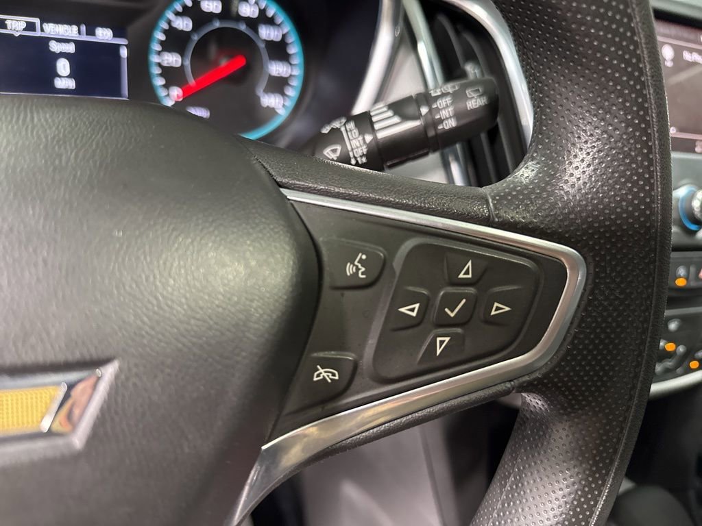 Used 2023 Chevrolet Equinox LS FWD image 19