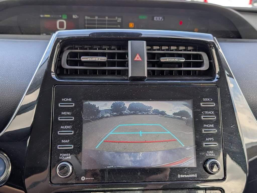 Used 2021 Toyota Prius LE FWD image 7