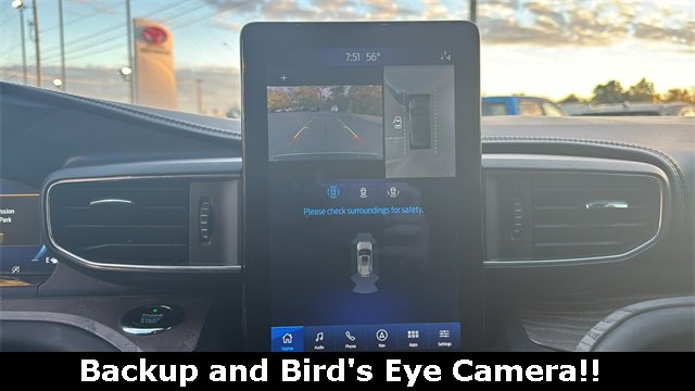 Used 2020 Ford Explorer Platinum w/ Premium Technology Package image 3