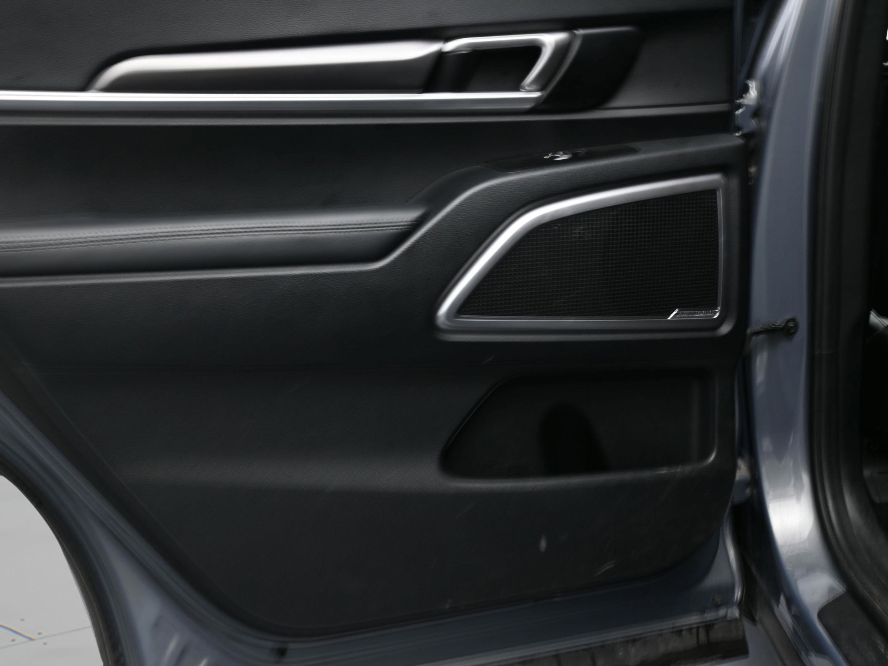 Used 2024 Kia Telluride LX image 32