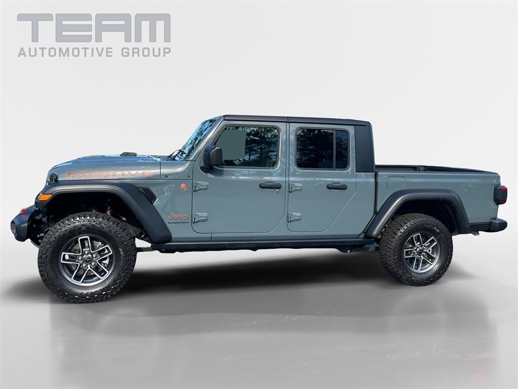 Certified 2024 Jeep Gladiator Mojave w/ Convenience Group image 4