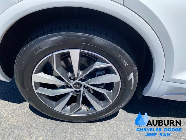 Used 2024 Audi Q5 2.0T Premium Plus AWD/4WD image 12