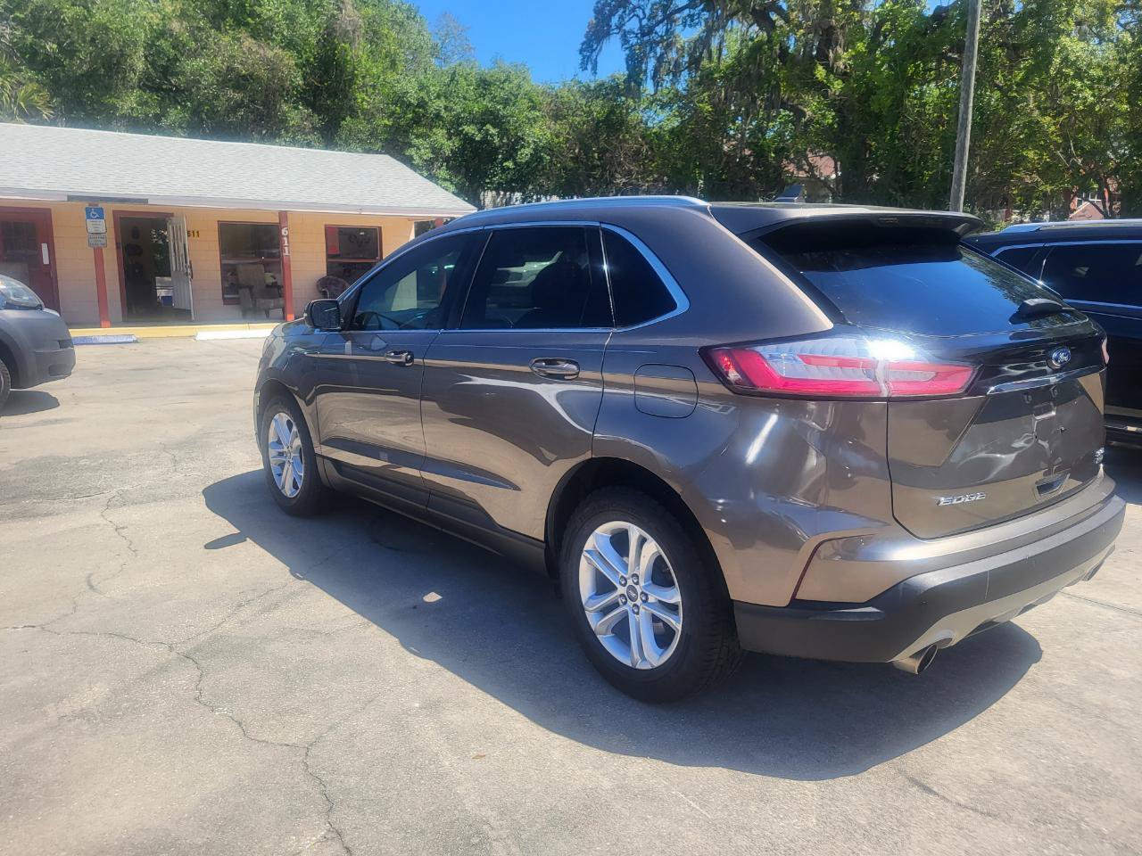 Used 2019 Ford Edge SEL w/ Equipment Group 201A FWD image 39
