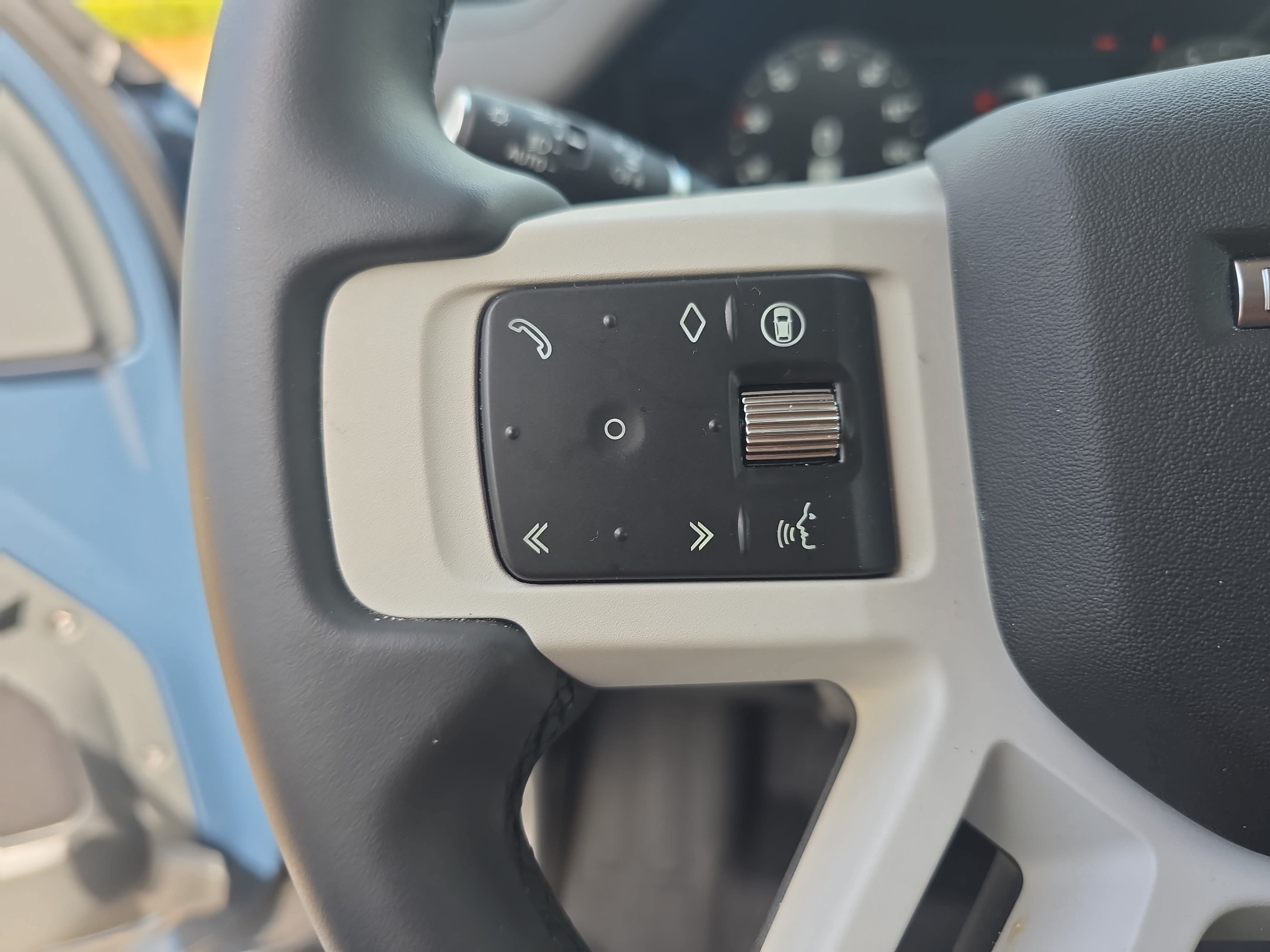 Certified 2025 Land Rover Defender 110 S AWD/4WD image 16