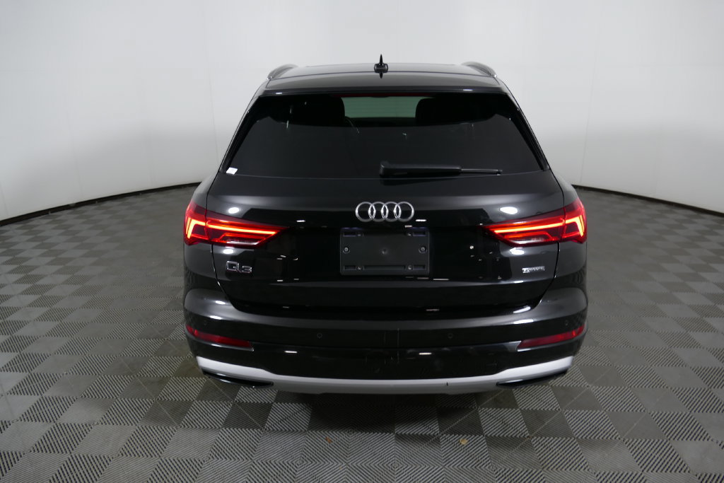 Used 2021 Audi Q3 2.0T Premium AWD/4WD image 4