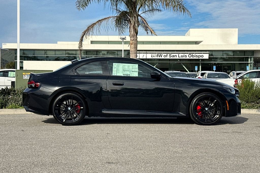 New 2026 BMW M2 w/ Lighting Package RWD image 2