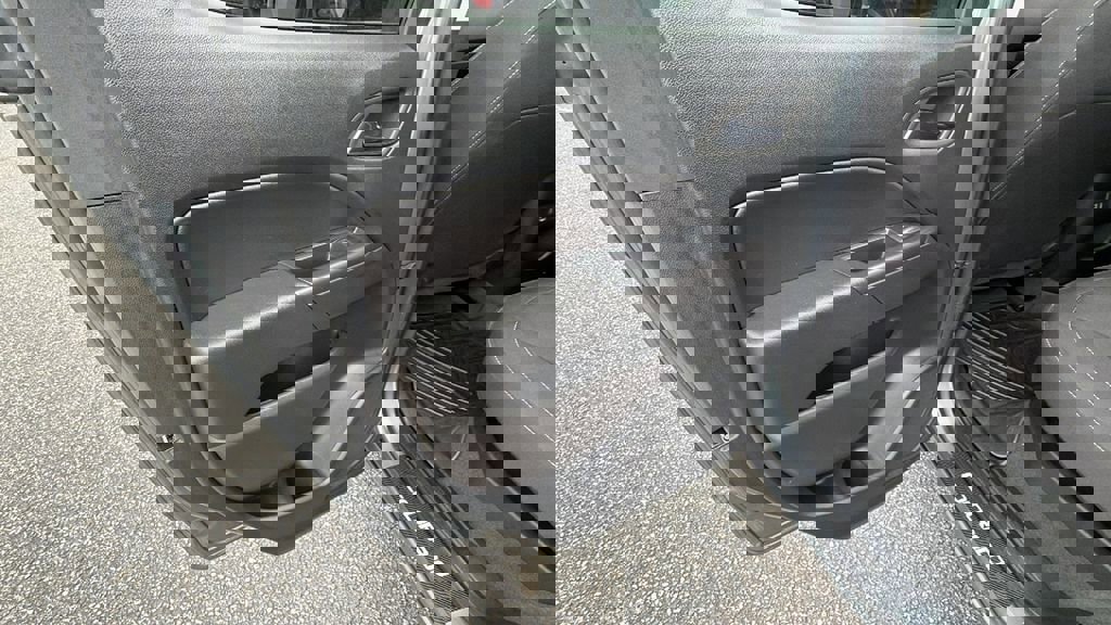 Certified 2022 Chevrolet Colorado LT w/ LT Convenience Package image 19