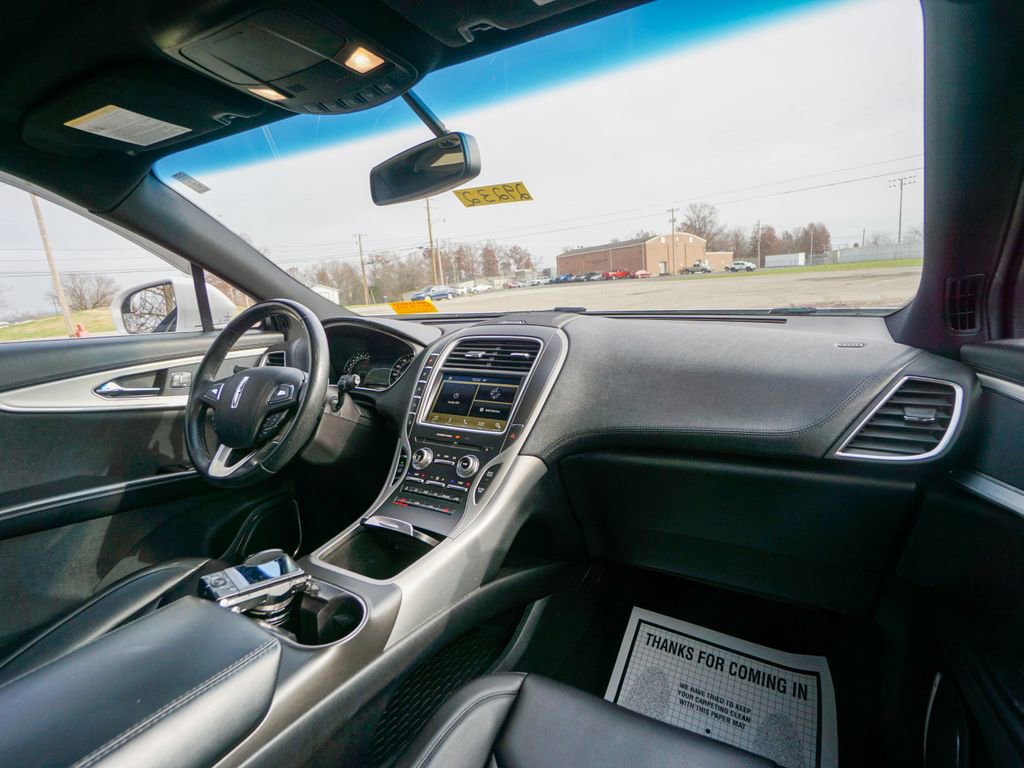 Used 2016 Lincoln MKX Premiere image 24