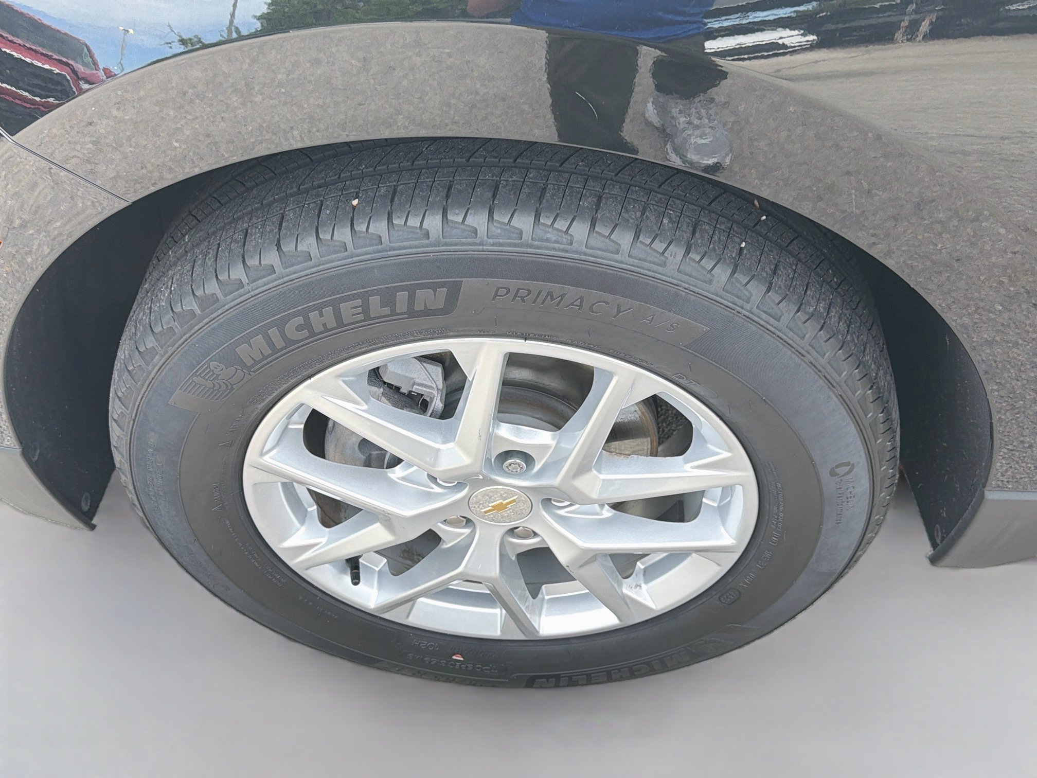 Used 2024 Chevrolet Equinox LT FWD image 35