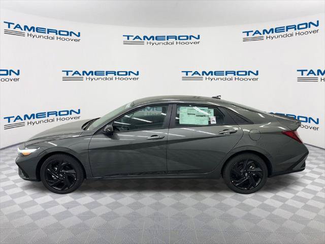 New 2026 Hyundai Elantra SEL Sport FWD image 2